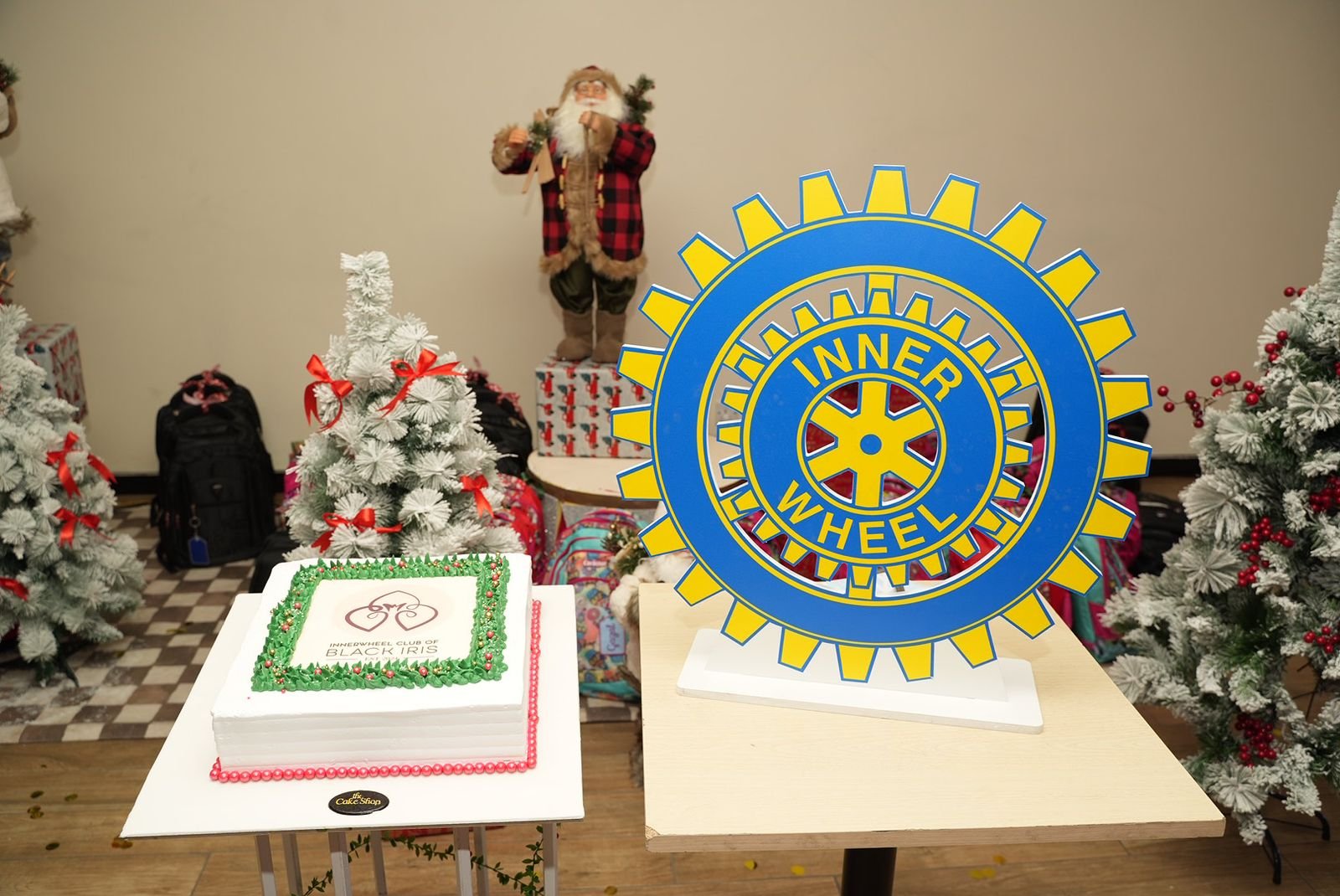 Children at the Orthodox Club